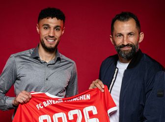 Noussair Mazraoui officieel gepresenteerd bij Bayern München: 'Hij had aanbiedingen uit heel Europa'