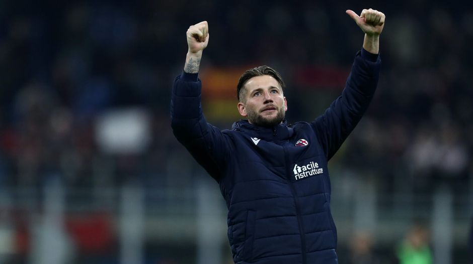 Mitta Dijks is terug in de Eredivisie: Vitesse plukt verdediger transfervrij op