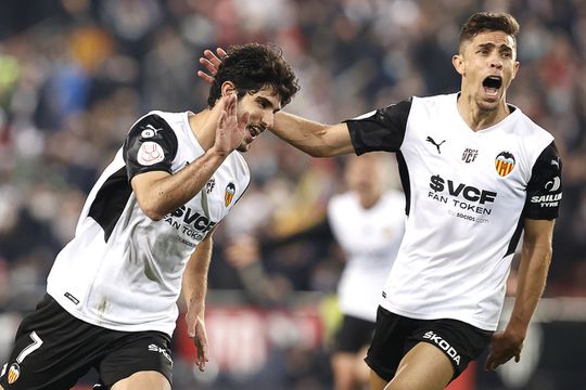 🎥😍 | Guedes maakt weer eens een GOLAZO namens Valencia en HOE!