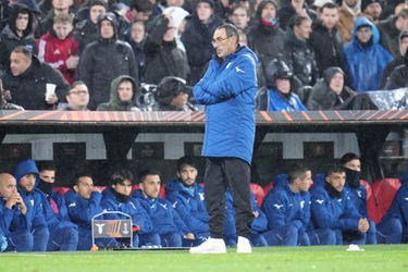 Lazio-coach Maurizio Sarri is opnieuw woedend: dit keer op biergooiende Feyenoord-fans