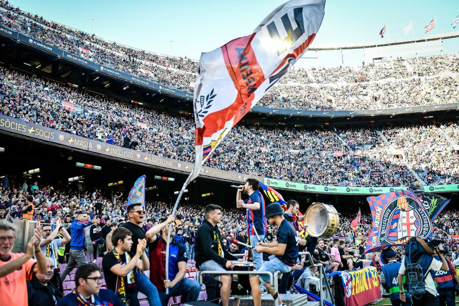 Barcelona-fans mogen geen clubkleding dragen bij derbi in RCD Espanyol Stadion