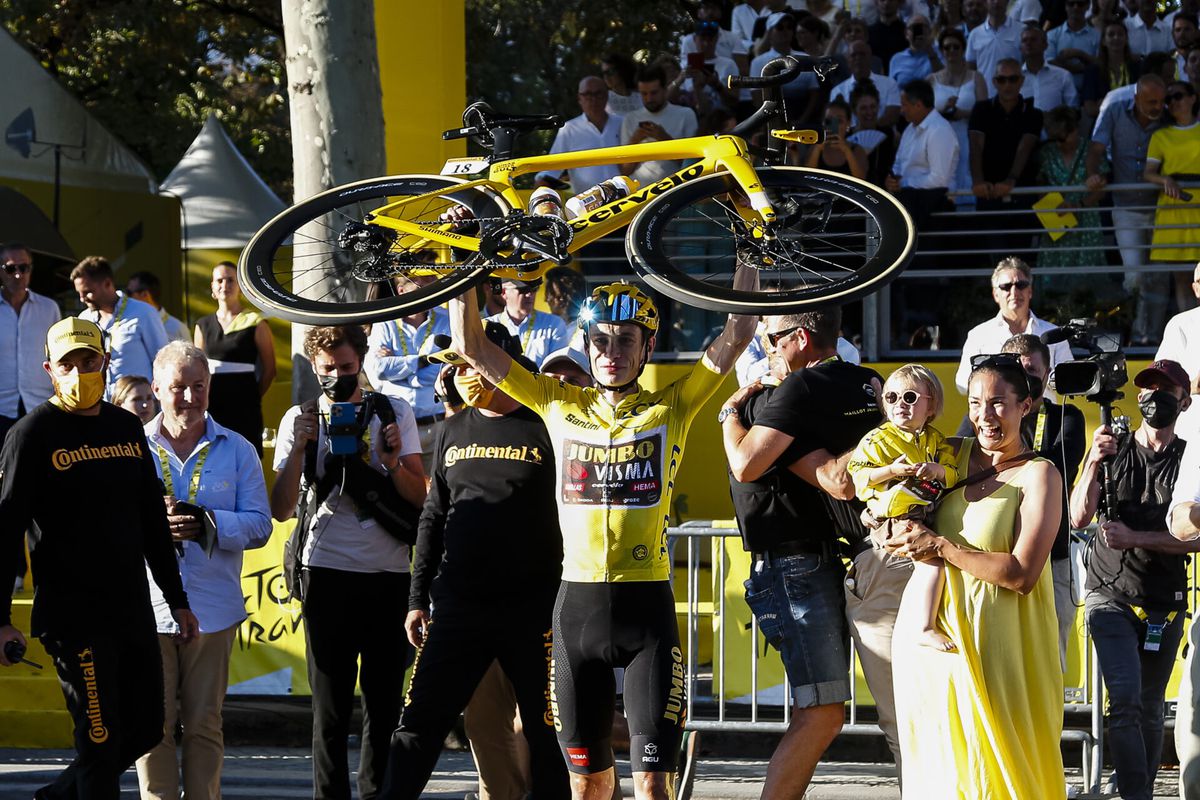 Jonas Vingegaard stapt weer de fiets op! 1e koers na eindzege Tour de France