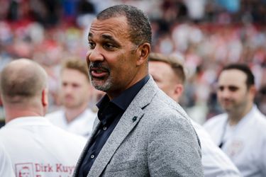 Ruud Gullit blijft fel over racisme: 'Vraag eens aan Tadic of de KNVB wat ze van die oerwoudgeluiden vinden'