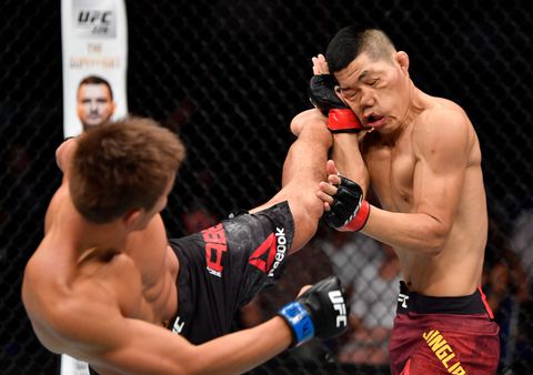 🎥​ | Japanse vechtsporter kopschopt tegenstander KO bij RIZIN 37