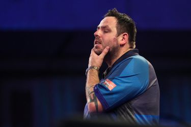 Oud-wereldkampioen Adrian Lewis stopt tijdelijk met darts: 'Ik heb rust nodig'