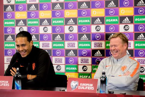 Virgil van Dijk ziet Koeman graag terugkeren bij Oranje: 'Hij heeft veel voor mij betekend'
