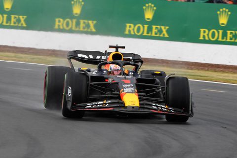 Sensatie op Silverstone! Bizarre Q1 en magistrale Q3 van Verstappen en McLaren
