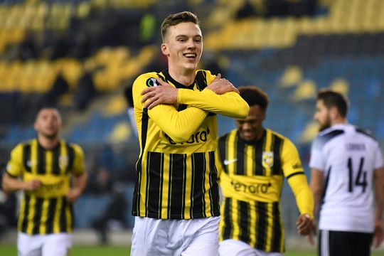 Vitesse wint in Conference League, maar moet nu hopen dat Spurs niet hetzelfde doet tegen Rennes