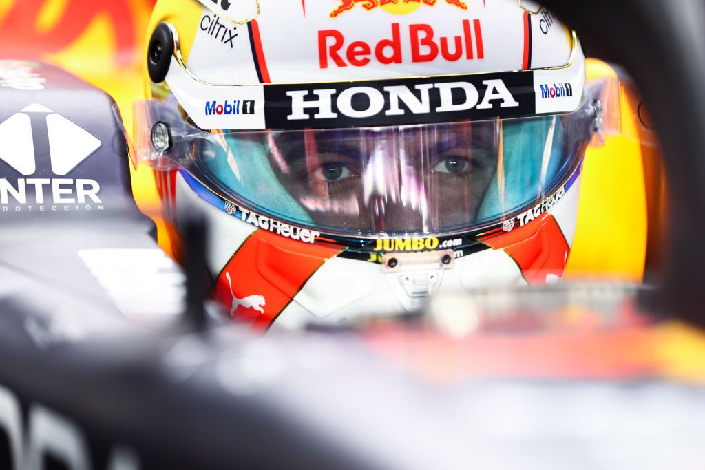 Max Verstappen na 2 trainingen in Qatar nog niet overtuigd: 'Moeten we echt nog even afwachten'