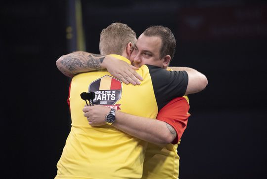 World Cup of Darts: België overtuigend naar 2e ronde, Engeland verwoest Tsjechië