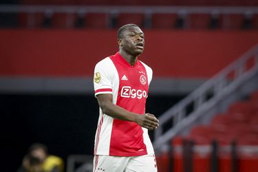 Telegraaf: 'Ajax wil Brian Brobbey en Steven Bergwijn halen in januari'