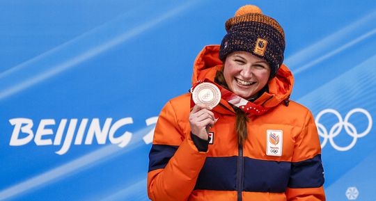 Skeletontster Kimberley Bos: 'Eens een medaille in een andere sport, leuk toch?'