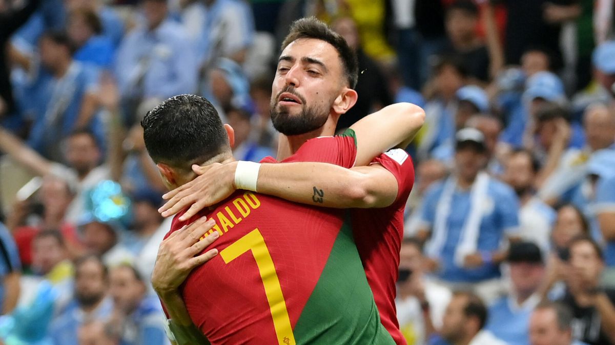 Portugal schiet zich tegen Uruguay naar knock-outfase van WK