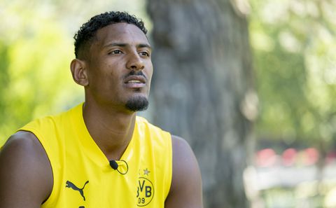 Haller verlaat trainingskamp Dortmund na verschrikkelijk nieuws: tumor ontdekt