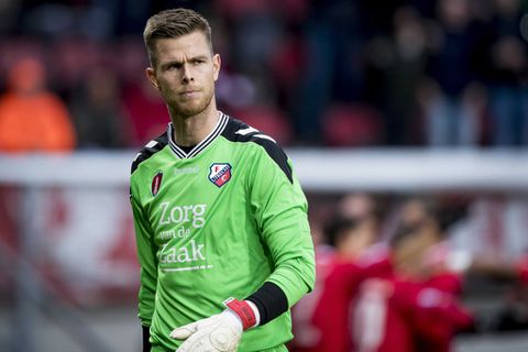 Ajax ziet toch af van komst doelman Robbin Ruiter