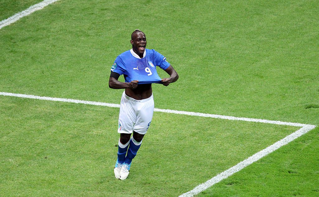 Super Mario is back! Balotelli na 4 jaar weer terug in selectie Italië