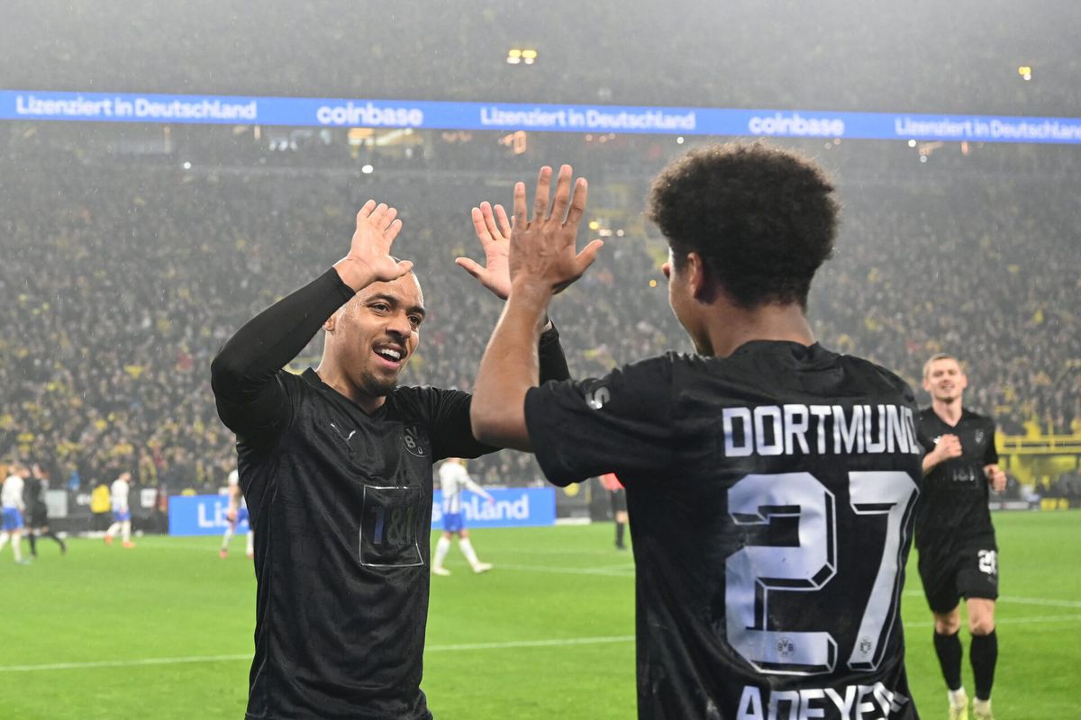 Scorende Malen met Dortmund langs Hertha: top 3 in Duitsland op evenveel punten
