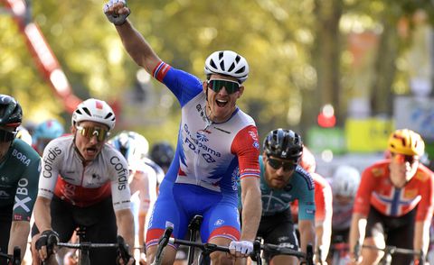 Parijs-Tours gewonnen door Arnaud Démare, laatste rit voor Terpstra, Langeveld en Gilbert