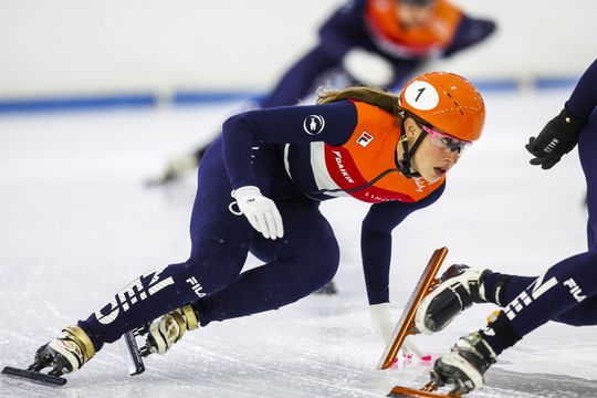 Suzanne Schulting en Sjinkie Knegt starten goed in wereldbekerwedstrijden