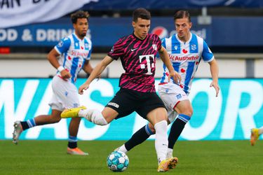 🎥 | Anastasios Douvikas schiet FC Utrecht op schitterende wijze naast sc Heerenveen