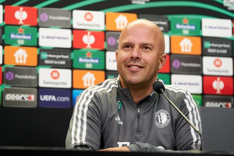 Volgen er meer besmettingen bij Feyenoord? 'Dat weten we pas na 10 dagen'