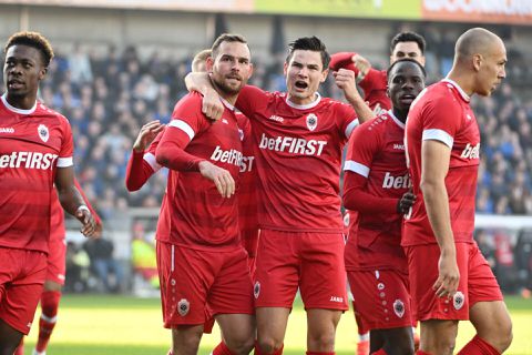 Vincent Janssen is zeer belangrijk in gelijkspel tegen Club Brugge met Noa Lang