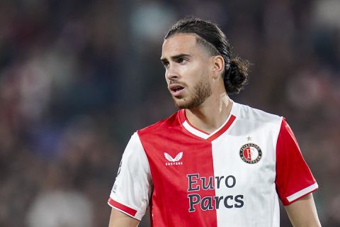Ramiz Zerrouki start bij Feyenoord tegen Ajax in plaats van Yankuba Minteh