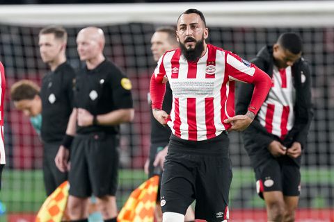 📸 | Oud-spits van PSV doet het rustiger aan en duikt de gym in met peuk achter zijn oor