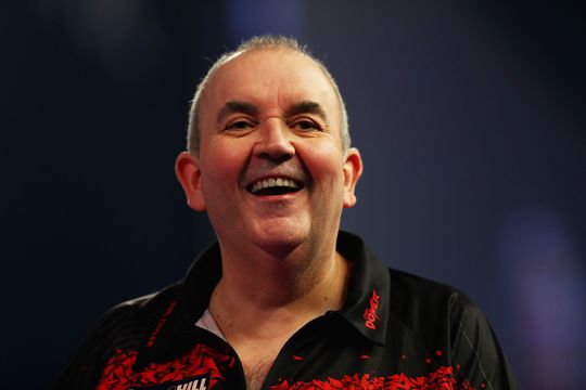Phil Taylor maakte gelegenheids-comeback bij benefiet voor Kyle Anderson