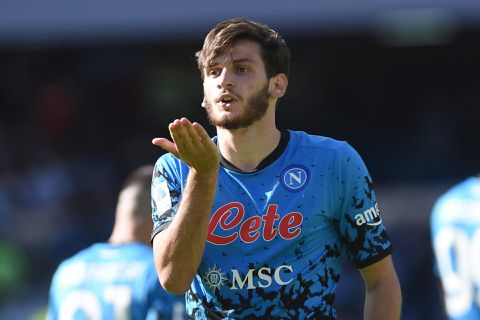 Rijzende ster van Napoli kon ook naar Ajax, maar: 'Er was te weinig tijd en te weinig geld'