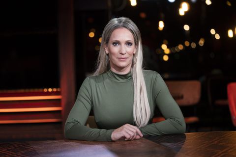 Dit wordt de presentator van De Oranjezomer (plus deze gasten komen)