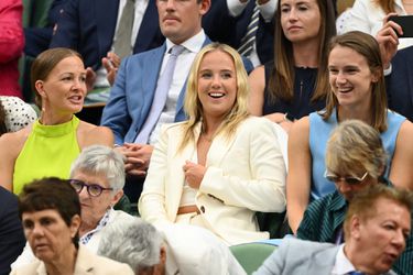 🎥 🍹   | Miedema ontkomt op Wimbledon niet aan speciale cocktail: 'Morgen weer trainen'