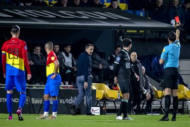 Ronald Waterreus over Fortuna-trainer: 'Velázquez is knettergek, belediging voor het vak'