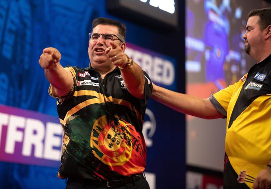 Uitslagen World Matchplay: De Sousa wint ondanks bouncer op matchdart