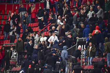 Twente geeft fans positief reisadvies, Hammarby-fans waarschuwen: 'Niet welkom'
