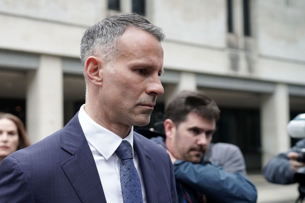 Rechtszaak tegen Ryan Giggs over mishandeling ex-vriendin uitgesteld om deze reden