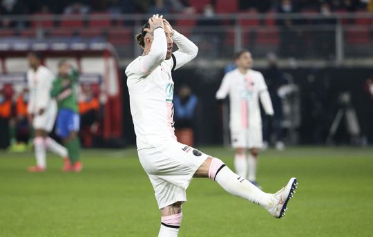 🎥 | Samenvatting: Sergio Ramos pakt in zijn 3e potje voor PSG meteen rood