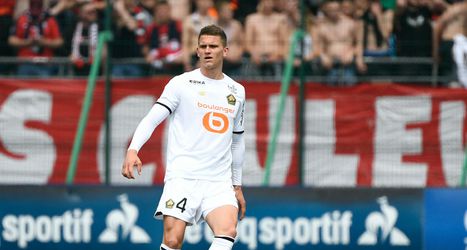 'Lille-speler Sven Botman gaat naar Newcastle, dat AC Milan aftroeft'