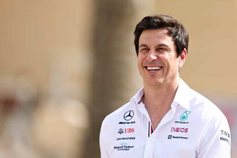 Toto Wolff gaat Mercedes aanpakken: 'Met kettingzaag de achtervleugel aan flarden zagen'