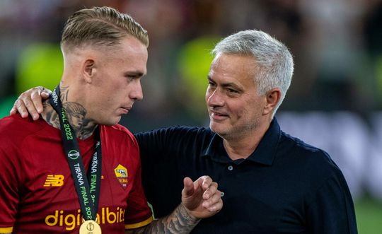 Zaakwaarnemer Rick Karsdorp slaat terug naar Mourinho: 'We willen uitleg van AS Roma'