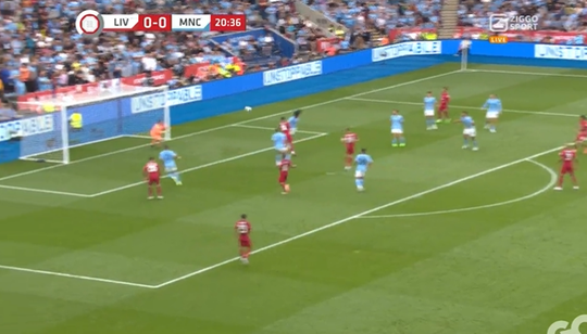 🎥 ​| Nathan Aké speelt ongelukkige rol bij openingsgoal Liverpool tegen ManCity in strijd om Community Shield