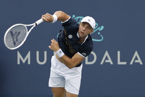 Tallon Griekspoor mept Gaël Monfils eruit en staat in kwartfinale Washington