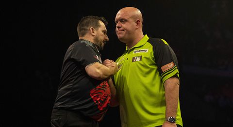 Michael van Gerwen heeft offday en verliest van Clayton bij New Zealand Darts Masters