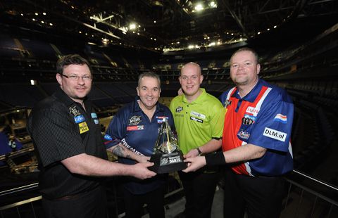 Dit zijn de 10 rijkste darters (qua prijzengeld) aller tijden met een opvallende nummer 1