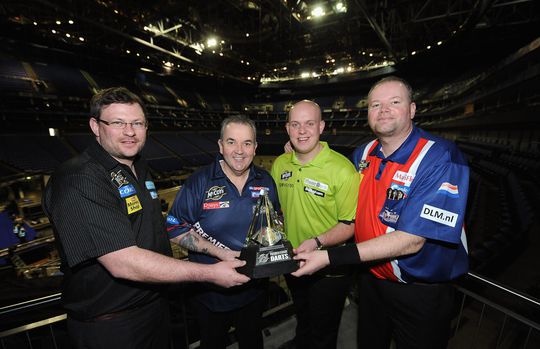 Dit zijn de 10 rijkste darters (qua prijzengeld) aller tijden met een opvallende nummer 1