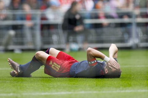 Bas Nijhuis over Dusan Tadic: 'Dit soort gedrag moeten we echt gaan uitbannen'