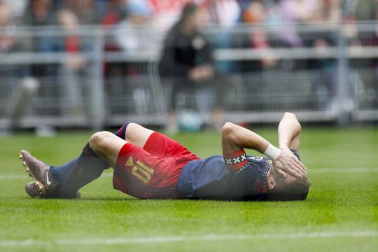 Bas Nijhuis over Dusan Tadic: 'Dit soort gedrag moeten we echt gaan uitbannen'