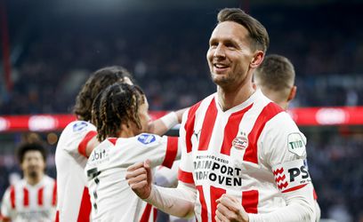 Dit zijn de opstellingen van PSV en FC Utrecht: 'No reason to change'