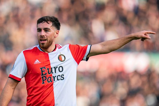 Scouts van meerdere Europese clubs op tribunes voor Orkun Kökcü