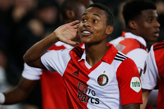 Dit zijn de opstellingen van Feyenoord en Cambuur voor duel in De Kuip